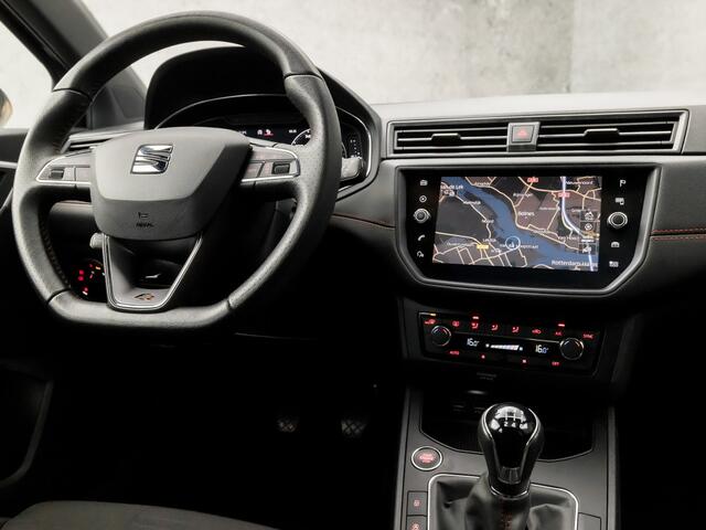 Seat IBIZA 1.0 TSI FR Business Intense (SCHUIFDAK, VIRTUAL COCKPIT, APPLE CARPLAY, GROOT NAVI, CAMERA, SPORTSTOELEN, ADAPTIVE CRUISE, GETINT GLAS, KEYLESS, NIEUWE APK, NIEUWSTAAT)