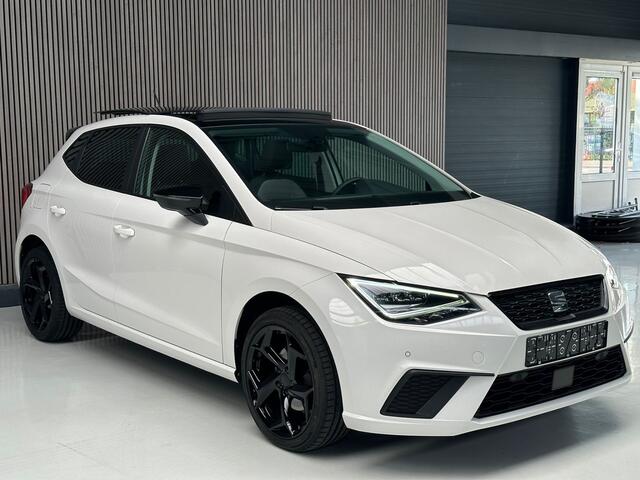 Seat IBIZA 1.0 TSI Style Seat Ibiza 1.0 TSI Automaat Pano Camera Navi