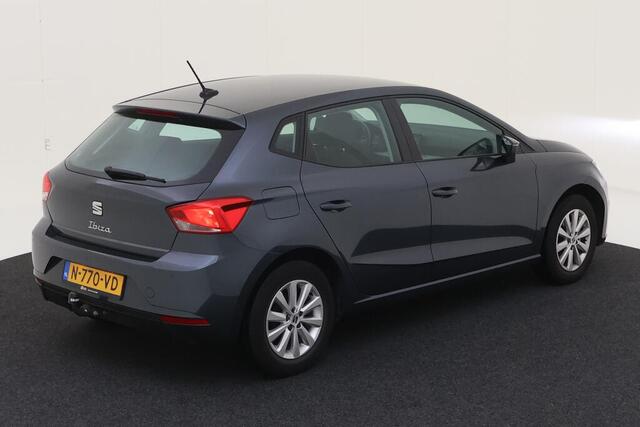 Seat IBIZA 1.0 EcoTSI 95pk Style / Trekhaak / Full-Link / Clima / Parkeersensoren Achter / 15" LMV