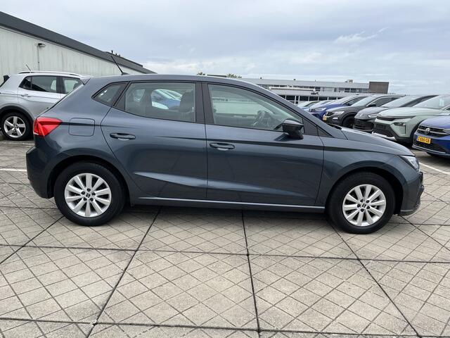 Seat IBIZA 1.0 EcoTSI 95pk Style / Trekhaak / Full-Link / Clima / Parkeersensoren Achter / 15" LMV