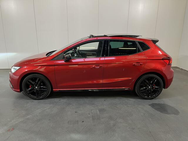 Seat IBIZA 1.5 TSI FR Black Edition / AUTOMAAT/ PANO/ KEYLESS/ DIGITAL DASH/ ADAPT. CRUISE/ FULL LINK/ PARK. SENSOREN + CAMERA/ CLIMA/ STOEL VERWARM./ LED/ 18" LMV/ RIJ-MODI