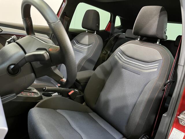 Seat IBIZA 1.5 TSI FR Black Edition / AUTOMAAT/ PANO/ KEYLESS/ DIGITAL DASH/ ADAPT. CRUISE/ FULL LINK/ PARK. SENSOREN + CAMERA/ CLIMA/ STOEL VERWARM./ LED/ 18" LMV/ RIJ-MODI