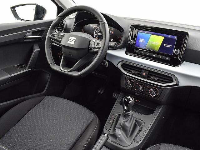 Seat IBIZA Style Plus 1.0 95 pk TSI Hatchback 5 deurs | Candy white | Parkeersensoren achter | Apple carplay/ Android auto | 2000,- inruilvoordeel!