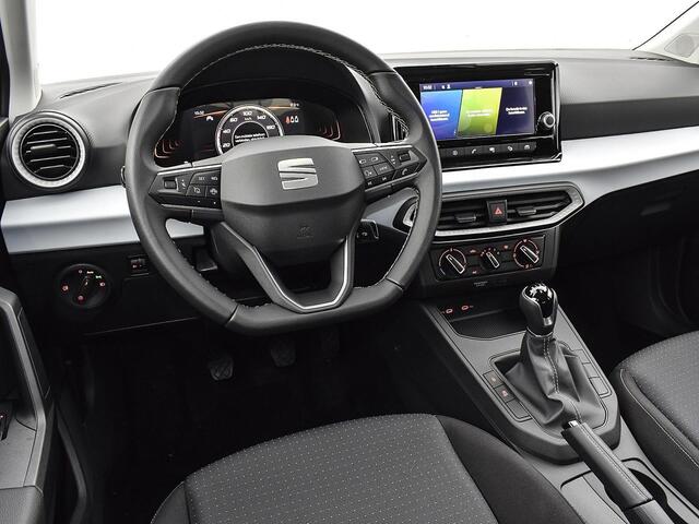Seat IBIZA Style Plus 1.0 95 pk TSI Hatchback 5 deurs | Parkeersensoren achter | Apple carplay/ Android auto | 2000,- inruilvoordeel!