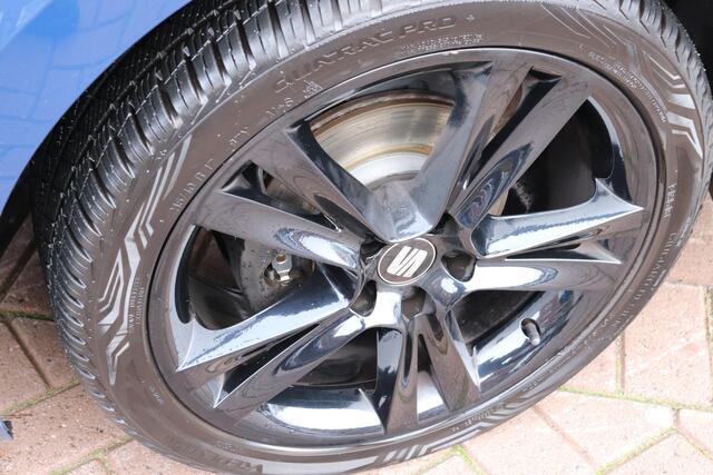 Seat IBIZA 1.0 TSI Style Business Intense. Navigatie, sportieve achterbumper, zwarte 17"lm velgen.