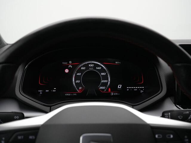 Seat IBIZA 1.0 EcoTSI 115 pk FR Anniversary | Panoramadak | Parkeersensoren voor/achter | Virtual Cockpit | Carplay | Climatronic