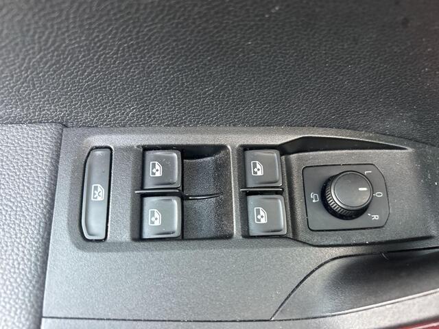 Seat IBIZA 1.0 TSI 95pk Style Business Intense · Camera · P-Sensoren · Apple/Android Car Play · Navigatie · 15'' Inch ·