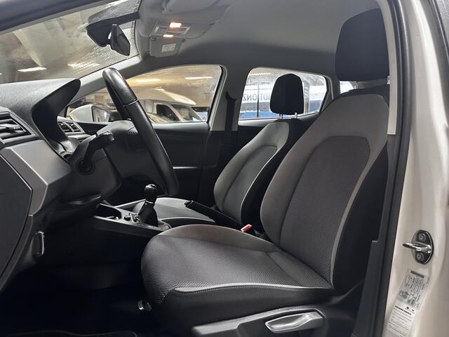 Seat IBIZA 1.0 TSI Style/ Apple + Android/ DAB+/ Clima/ Cruise/ Elek. pakket/ Isofix/ Regensensor/ Bluetooth/ Multi. LEDER. Stuur/ PDC/ Dagrijverl.