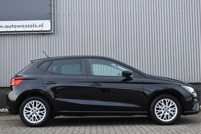 Seat IBIZA 1.0 TSI Style Business Intense Plus NL-auto, N.A.P, Adaptive cruise, Virtual cockpit, Camera, Stoelverwarming, Carplay
