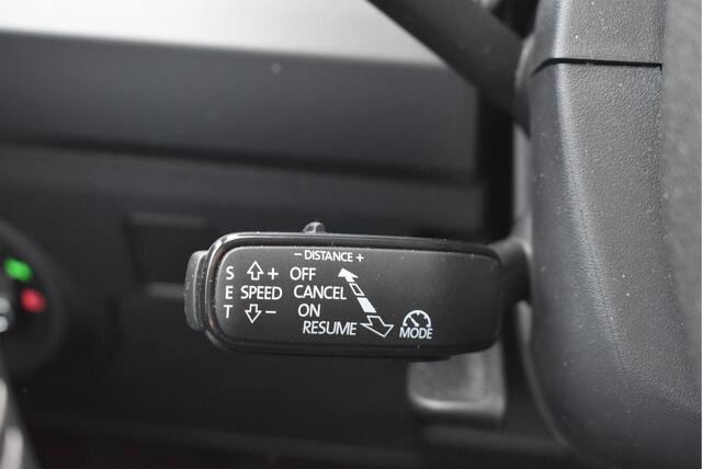 Seat IBIZA 1.0 TSI Style Business Intense Plus NL-auto, N.A.P, Adaptive cruise, Virtual cockpit, Camera, Stoelverwarming, Carplay