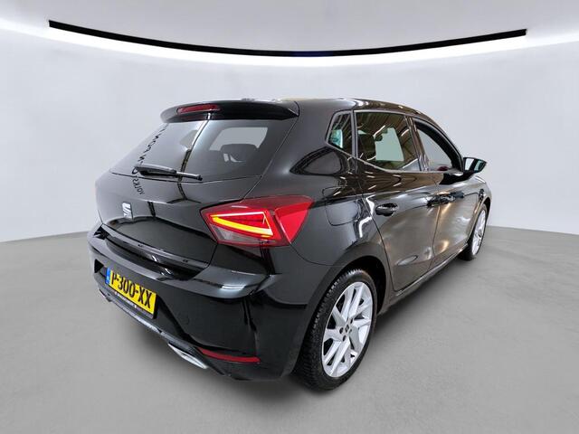 Seat IBIZA 1.0 TSI FR Business Intense / CAMERA/ PARK. SENSOREN/ LED PLUS/ ADAPT. CRUISE/ STOELVERWARM./ LEDER/ ALCANTARA/ VIRTUAL COCKPIT/ NAVI/ CLIMA