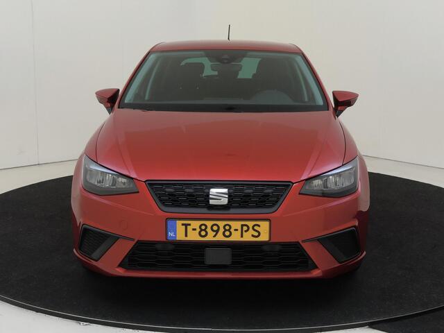 Seat IBIZA 1.0 EcoTSI Style Business Intense | Stoelverwarming | Navigatie | Digital cockpit | Parkeersensoren | CarPlay | Elektrisch inklapbare buitenspiegels | Cruise control | Climate control |