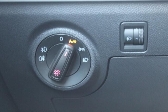 Seat IBIZA 1.0 EcoTSI Apple carplay/ Android auto l Cruise control l Climate control l Parkeer sensor