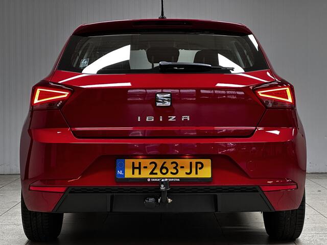 Seat IBIZA 1.0 TSI Style/ Trekhaak/ Android auto/ DAB+/ Clima/ Cruise/ Elek. pakket/ Isofix/ Bluetooth/ Multi. LEDER. Stuur/ PDC/ Getint glas/ LED Dagrijverl.