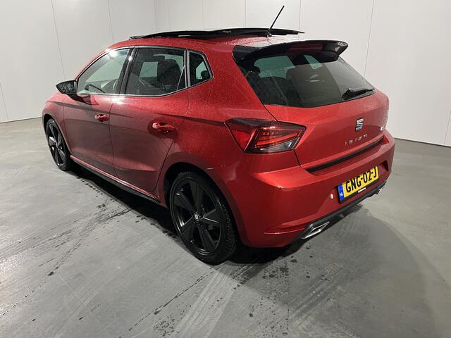 Seat IBIZA 1.0 TSI FR Black Edition / AUTOMAAT/ BEATS AUDIO/ PANO/ DCC/ CAMERA/ PARK. SENSOREN/ LEDER & ALCANTARA/ KEYLESS/ STOELVERWARM./ VIRTUAL COCKPIT/ LED/ ADAPT. CRUISE/ FULL LINK/ NAVI/ CLIMA/ DAB/ 18" LMV