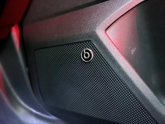 Seat IBIZA 1.0 TSI FR Black Edition / AUTOMAAT/ BEATS AUDIO/ PANO/ DCC/ CAMERA/ PARK. SENSOREN/ LEDER & ALCANTARA/ KEYLESS/ STOELVERWARM./ VIRTUAL COCKPIT/ LED/ ADAPT. CRUISE/ FULL LINK/ NAVI/ CLIMA/ DAB/ 18" LMV