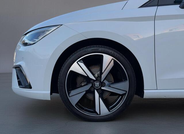 Seat IBIZA 1.5 TSI EVO FR Pano Camera LED