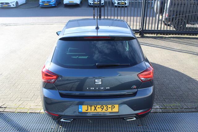 Seat IBIZA 1.0 TSI FR Apple carplay/Stoelverwarming/Climate controle/Led dagrijverlichting/Licht metalen velgen/Parkeersensoren rondom