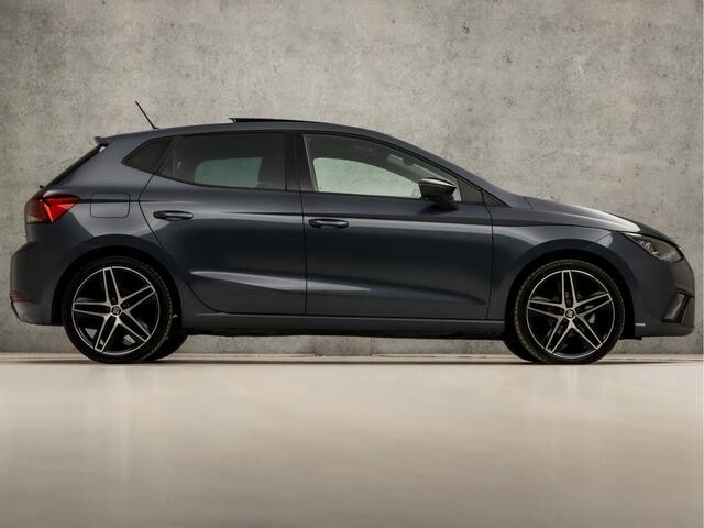 Seat IBIZA 1.0 TSI FR Intense Sport (SCHUIFDAK, VIRTUAL COCKPIT, APPLE CARPLAY, KEYLESS, CAMERA, LEDER/ALCANTARA, ADAPTIVE CRUISE, SFEERVERLICHTING, ZWART HEMEL, MODE KNOP, LED KOPLAMPEN, NIEUWSTAAT)