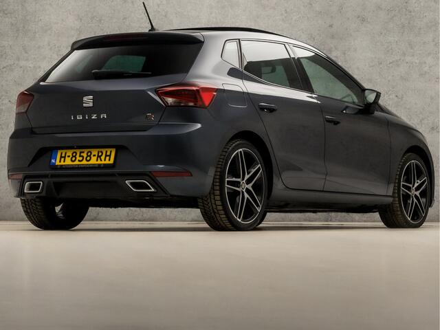 Seat IBIZA 1.0 TSI FR Intense Sport (SCHUIFDAK, VIRTUAL COCKPIT, APPLE CARPLAY, KEYLESS, CAMERA, LEDER/ALCANTARA, ADAPTIVE CRUISE, SFEERVERLICHTING, ZWART HEMEL, MODE KNOP, LED KOPLAMPEN, NIEUWSTAAT)