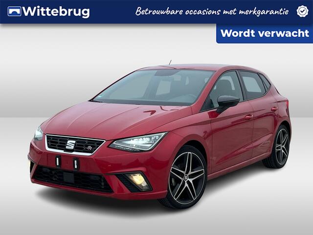 Seat IBIZA 1.0 TSI 110pk FR / LED koplampen / Navigatie / Camera / Stoelverwarming / Half leder Alcantara / 18" LMV