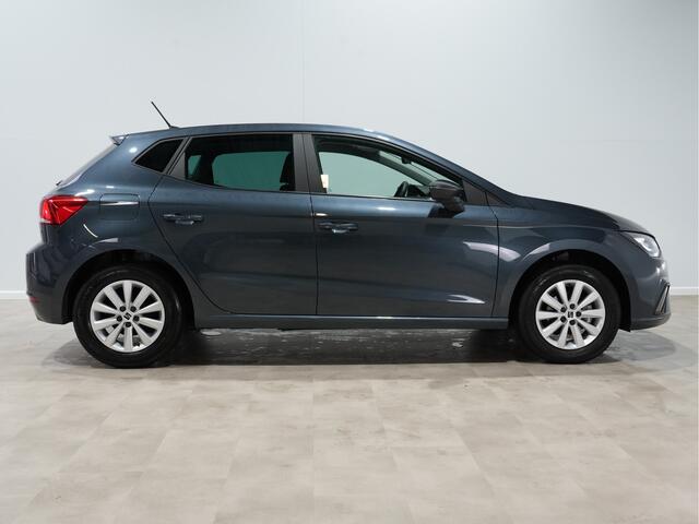 Seat IBIZA 1.0 MPI 80pk Style Navigatie via app PDC Privacy glas LM velgen 249