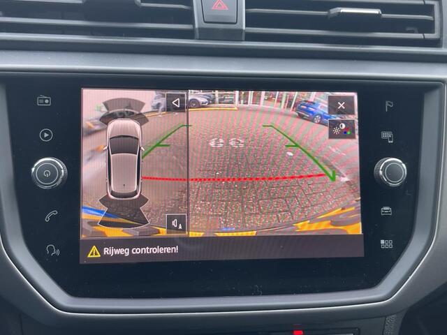 Seat IBIZA 1.0 TSI Style Business Intense / NAVI/ CLIMATE/ PARK. SENSOREN + CAMERA/ MULTIMEDIA/ 15"LMV