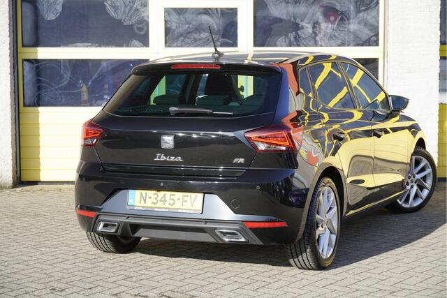 Seat IBIZA 1.0 TSI 5drs FR Business Intense BJ2021 Lmv 17" | Led V+A | Pdc | Navi | Achteruitrijcamera | App-Connect | Dashboard verlichting | Climate control | Cruise control | Verwarmde voorstoelen | Sportstoelen | Zwarte hemel | Extra getint glas