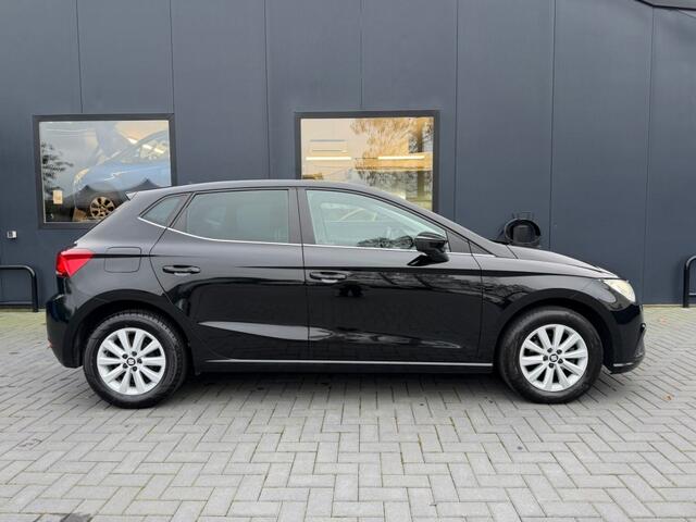 Seat IBIZA 1.0 TSI Style Business Intense / Carplay / Cruisecontrol / Camera / Pdc / Navi