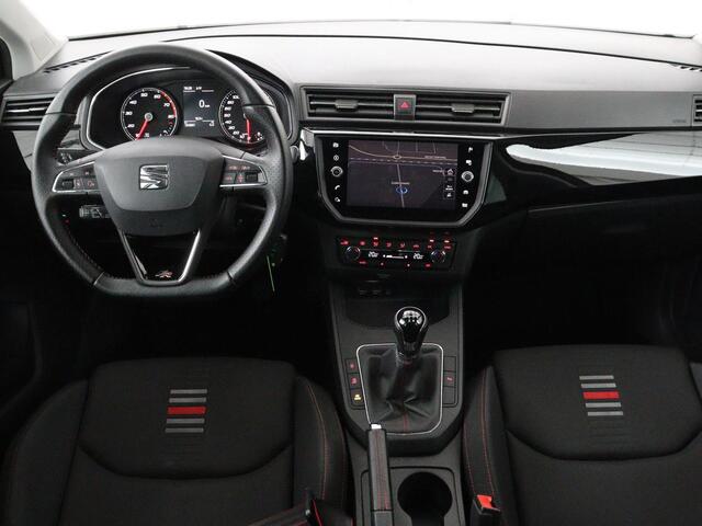 Seat IBIZA 1.5 TSI FR EVO Intens | Panoramadak | Adaptive cruise | Camera | Carplay | Full LED | 18'' | Climate control | Navigatie