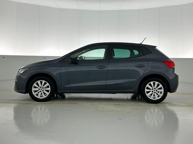 Seat IBIZA 1.0 EcoTSI Style Business Intense Navigatie Apple Carplay/Android Auto Parkeersensoren Virtual Cockpit Cruise Control Stoelverwarming Full Led Climate Control