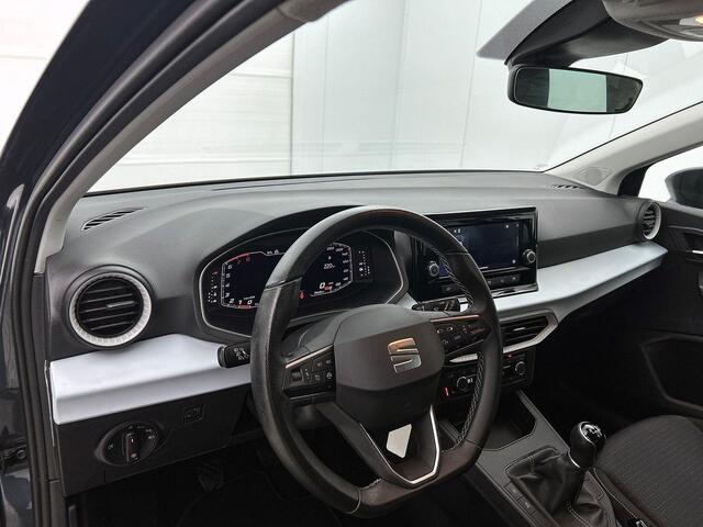 Seat IBIZA 1.0 EcoTSI Style Business Intense Navigatie Apple Carplay/Android Auto Parkeersensoren Virtual Cockpit Cruise Control Stoelverwarming Full Led Climate Control