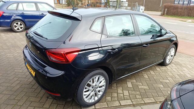 Seat IBIZA 1.0 TSI Style Business Intense | Navigatie | Apple Carplay/Android Auto | Climate control | Lichtmetalen Velgen | Parkeer sensoren