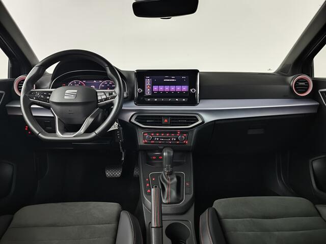 Seat IBIZA 1.0 EcoTSI FR Business Connect 18 inch Black line | Winterpakket | Leer-Alcantara | ECC | Apple-Android | Zeer complete uitvoering | Nw prijs 35.120,-