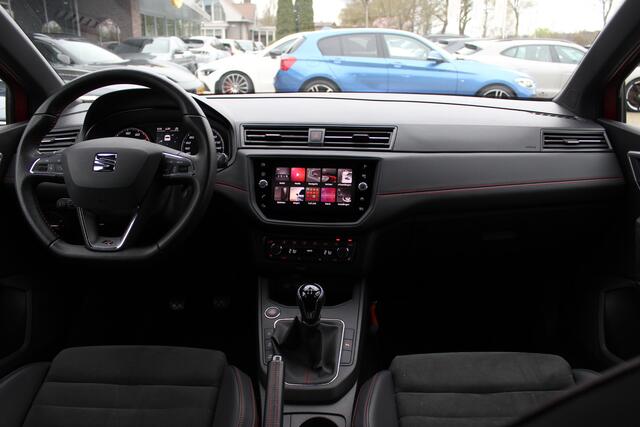 Seat IBIZA 1.0 TSI FR Business Intense / Camera / CarPlay / Keyless / 18'' / DAB / Stoelverwarming / ACC