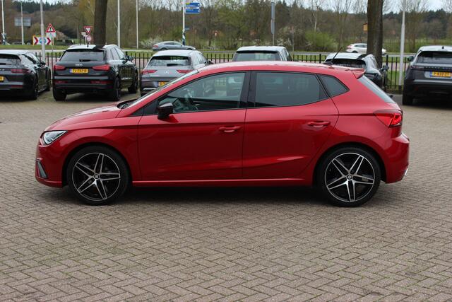 Seat IBIZA 1.0 TSI FR Business Intense / Camera / CarPlay / Keyless / 18'' / DAB / Stoelverwarming / ACC
