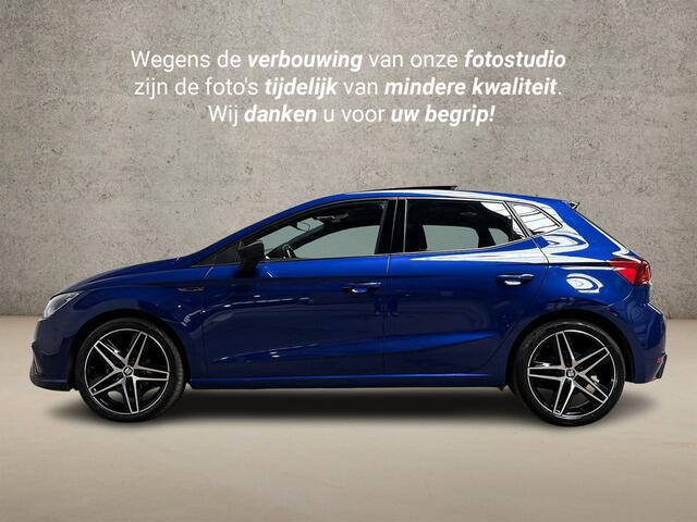 Seat IBIZA 1.0 TSI FR Intense Sport (SCHUIFDAK, VIRTUAL COCKPIT, LEDER/ALCANTARA, APPLE CARPLAY, GROOT NAVI, CAMERA, SPORTSTOELEN, CRUISE, SFEERVERLICHTING, NIEUWSTAAT)