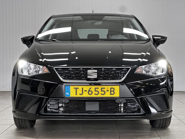 Seat IBIZA 1.6 TDI Style Business Intense/ Adaptive Cruise/ Apple + Android/ Camera/ LED Dagrijverl./ Extra getint glas/ Navi/ Airco/ Elek. pakket/ Isofix/ Bluetooth/ Multi. LEDER. Stuur/ PDC.