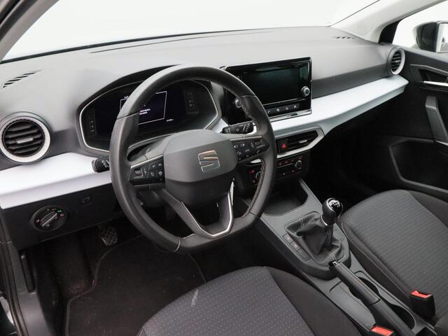 Seat IBIZA 1.0 TSi Style Business Connect | Stoelverwarming | Parkeer Sensoren | Carplay | Cruise Control | Climatronic | 17 Inch | 43.124 Km !!