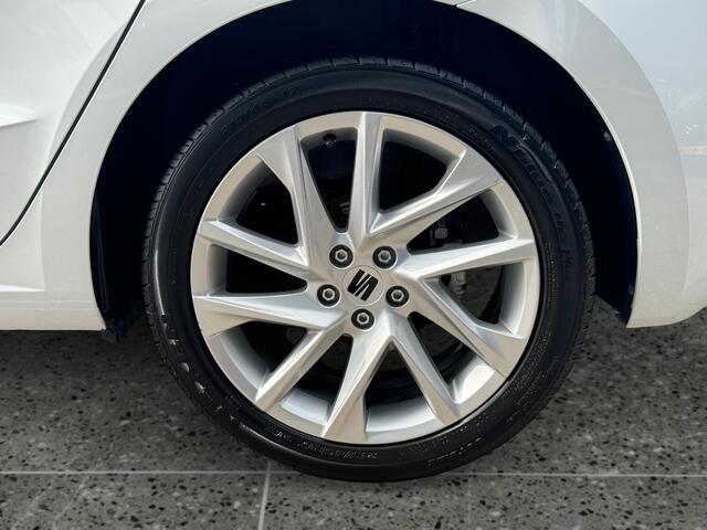 Seat IBIZA 1.0 115pk EcoTSI FR Business Connect Parkeersensoren achter | App-connect | Velgen 'Dynamic', 17 inch lichtmetaal