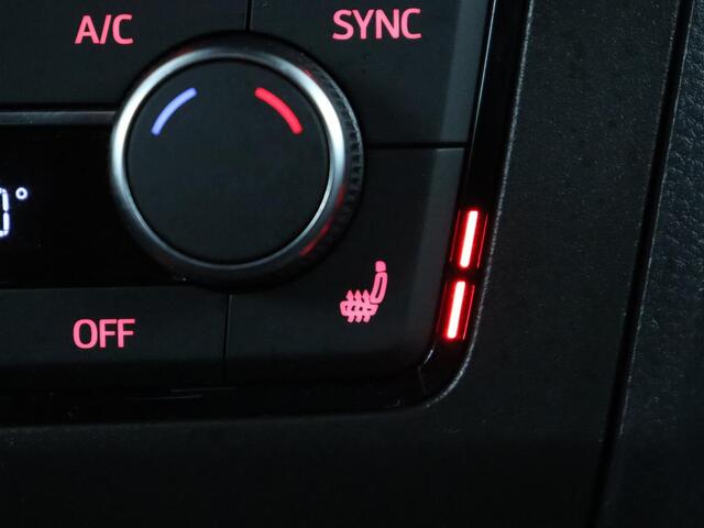 Seat IBIZA 1.0 EcoTSI FR Intense | Stoelverwarming | Adaptive cruise | Leder/Alcantara | Camera | Carplay | Virtual Cockpit | Full LED | Navigatie | Climate control | Parkeerhulp | Bluetooth