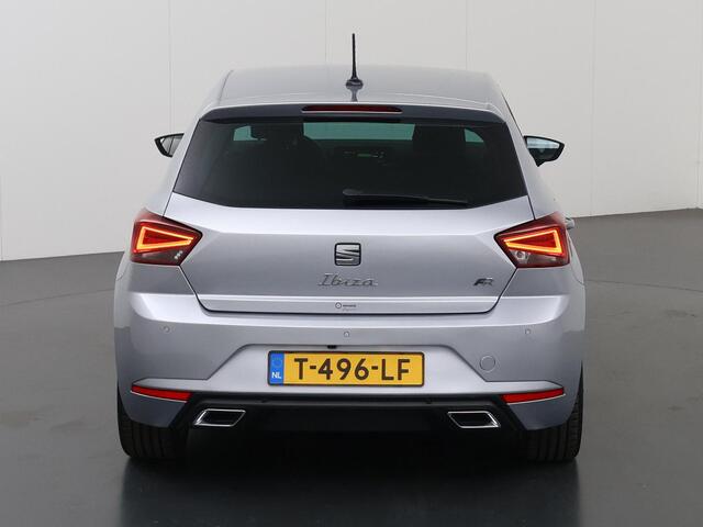 Seat IBIZA 1.0 EcoTSI FR | LED | Virtual Cockpit | Apple CarPlay/Android Auto | Camera | Sportstoelen | Stoelverwarming | Climate Control | Cruise Control |