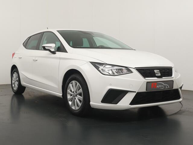 Seat IBIZA 1.0 TSI Style Business Intense - Navigatie - Achteruitrijcamera - Climate Control - Lichtmetalen velgen