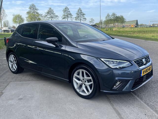 Seat IBIZA 1.0 TSI FR Business Intense /Als nieuw!! virtual cockpit / Camera / Apple Carplay - Android Auto / Cruise / 17''LMV /