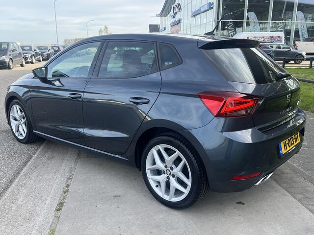 Seat IBIZA 1.0 TSI FR Business Intense /Als nieuw!! virtual cockpit / Camera / Apple Carplay - Android Auto / Cruise / 17''LMV /