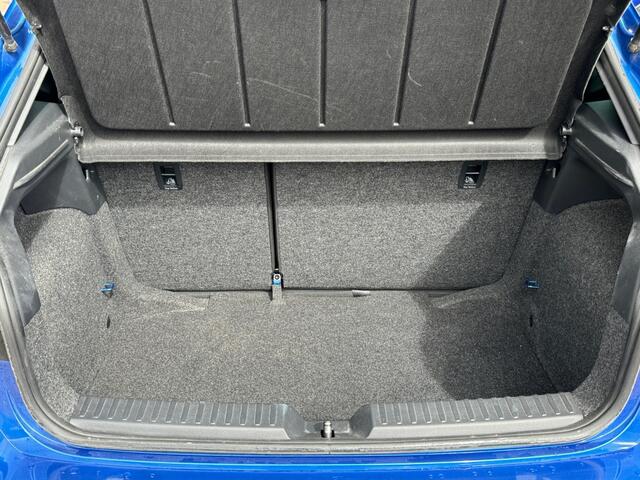 Seat IBIZA 1.0 115pk EcoTSI FR Business Connect Parkeersensor achter | Extra getint glas achter | Apple carplay & Android auto