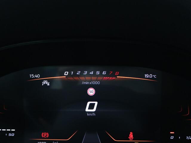 Seat IBIZA 1.0 MPI Reference 80PK Airco, Cruise Control, Parkeersensoren Achterzijde, Navi via Apple Carplay/Android Auto, LED-Koplampen, 15" LM Velgen