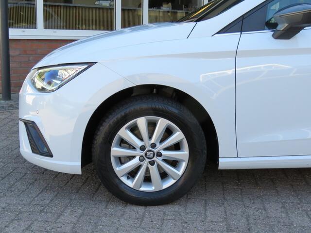 Seat IBIZA 1.0 ecoTSI 110pk DSG-aut. Excellence / Led / Camera / Navi / Carplay / Stoelverw. / BOVAG garantie