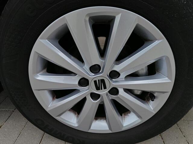 Seat IBIZA 1.0 EcoTSI 95pk Style / App. Connect / Climate Controle / Parkeersensoren Achterzijde / 15''LMV