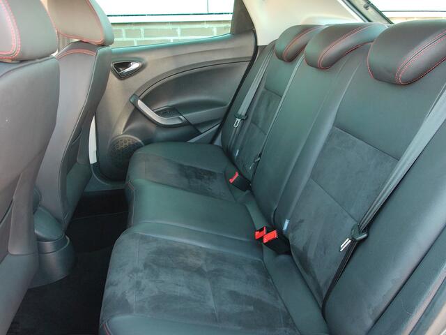 Seat IBIZA 1.0 EcoTSI FR Connect, Bluetooth / Sensoren V + A / Climate Control / Cruise Control / 17'' LMV